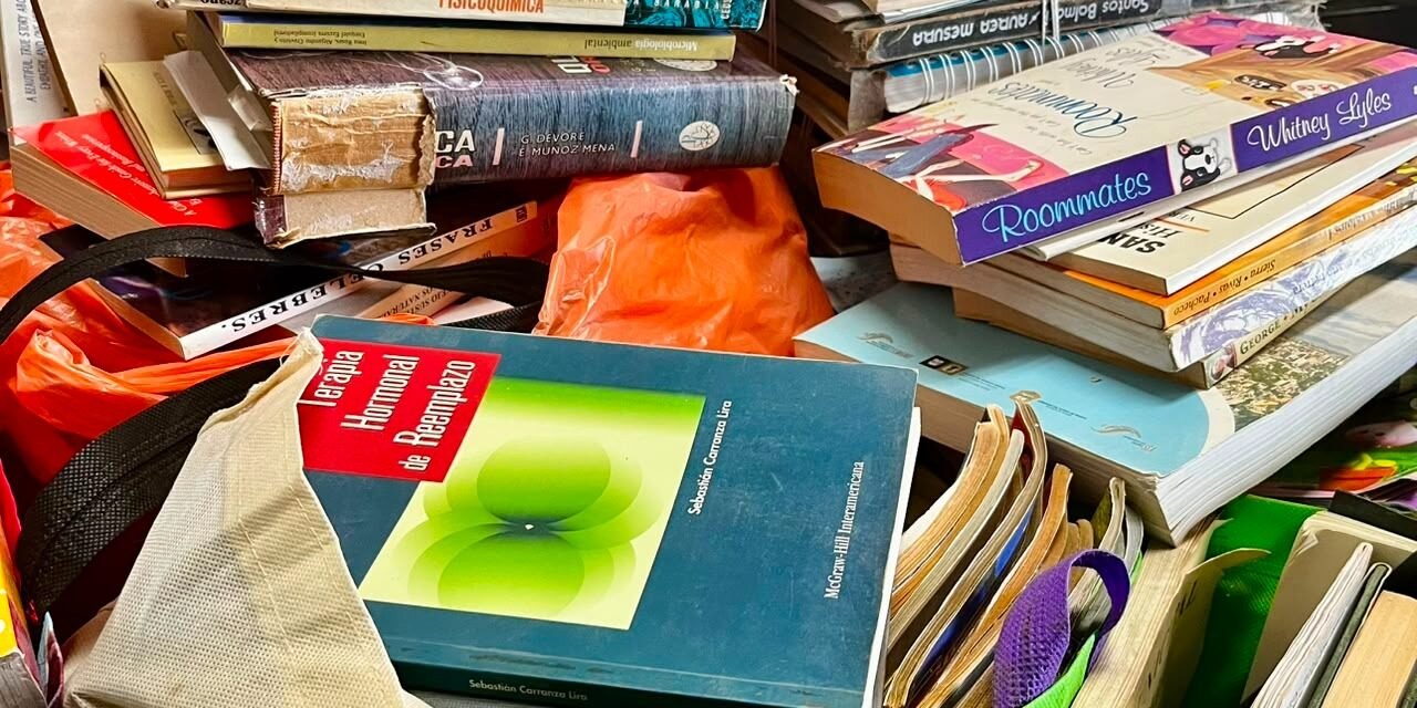 RECOLECTA SECRETARÍA DE MEDIO AMBIENTE CERCA DE MIL LIBROS E IMPULSA EL DESARROLLO SUSTENTABLE EN BAJA CALIFORNIA