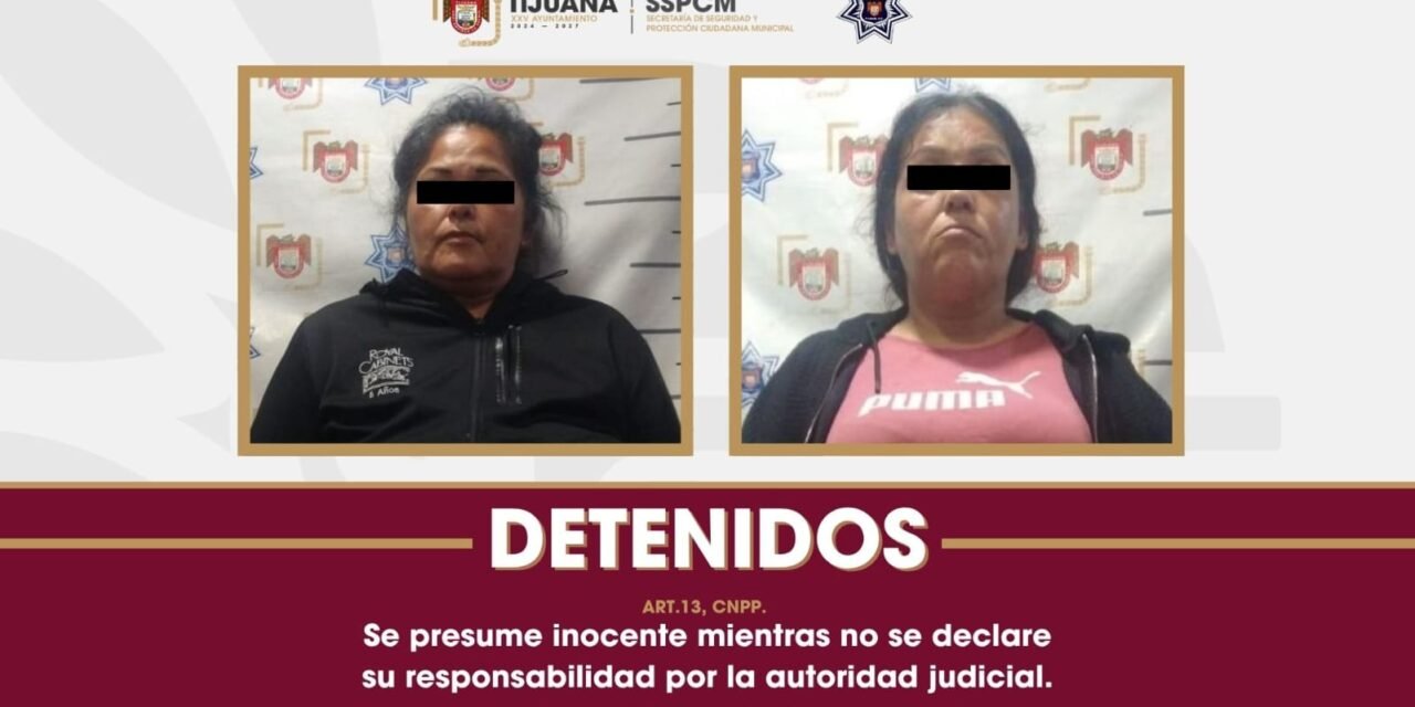 Detiene Policía Municipal a dos mujeres por presunta colocación de mantas con amenazas y abandono de restos de animales