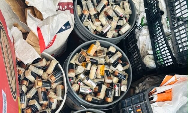 RECOLECTA SECRETARÍA DE MEDIO AMBIENTE PILAS EN DESUSO DURANTE JORNADA “BAJA LAS PILAS”